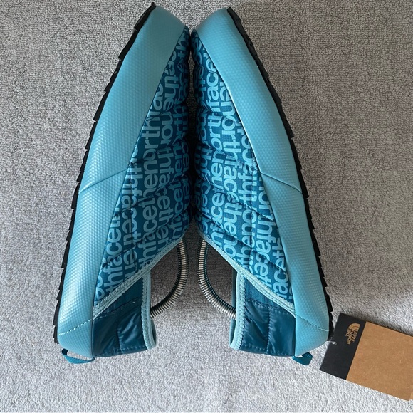The North Face Mens 11 Thermoball Traction Mule V Shoes All Over Print Blue - Picture 5 of 8